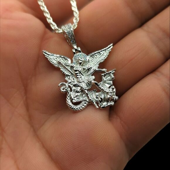 S925 Rhodium Finish St. Michael Angel - S925 Sterling Silver Rope Chain. - Picture 11 of 12